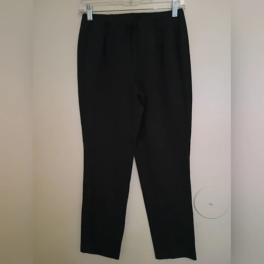 2 Pairs Of J.Jill Slim Leg Stretch‎ Cropped Women's Pants Sz XS